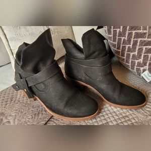 Ugg boots, size 7 women!
